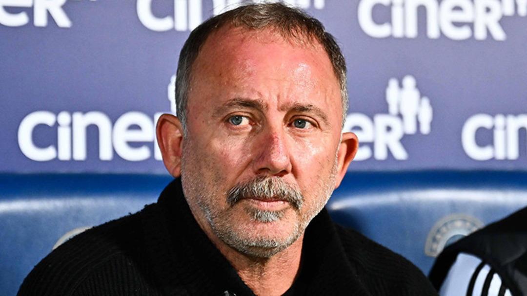 Beşiktaş taraftarının sabrı taştı! 3. maç sonunda Sergen Yalçın'a protesto